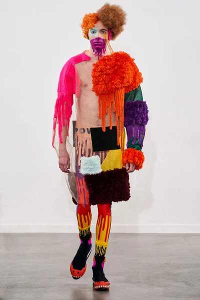 Look 13